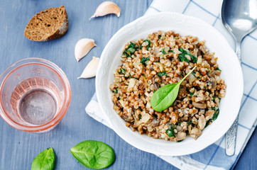 spinach, mushrooms buckwheat