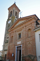 La chiesa di Sinio,  Langhe - Piemonte