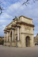 Obraz premium Triumphal arch near the Louvre