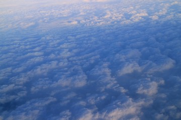 Fototapeta na wymiar 幻想的な雲景色
