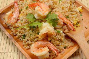 Fried rice with shrimp.