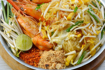 Thai food Pad thai , noodles with shrimp
