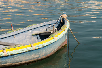 Obraz premium Bunte Zubringer-Boote in Marsaxlokk Fishing Village - Malta