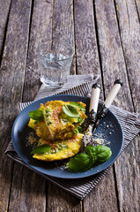 Omelet with shrimp and peas