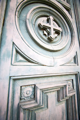 cross traditional   door    in italy    traditional  texture