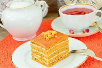 Cake with Condensed Milk, Nuts and Honey.