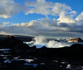 Breaking waves, coast of Tufia, Gran canaria island
