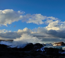 Breaking waves, coast of Tufia, Gran canaria island