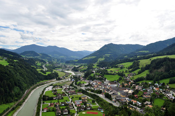 Fototapeta na wymiar Aussicht von der Burg Hohenwerfen, Salzburger Land, Österreich