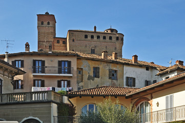 Fototapeta premium Il castello di Serralunga d'Alba - Langhe. Piemonte