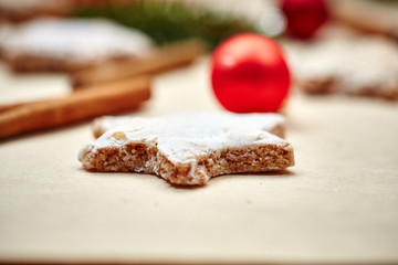 Cinnamon stars and christmas balls