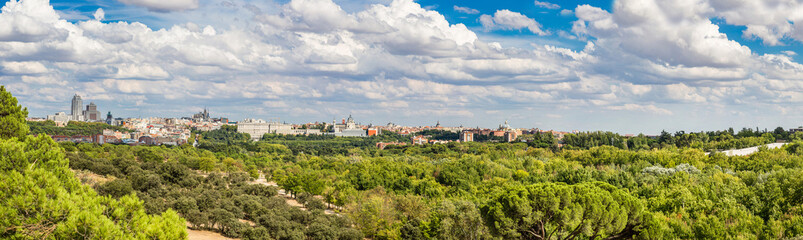 Fototapeta na wymiar Skyline view of Madrid, Spain