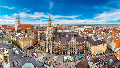 Naklejka premium Aerial view on Marienplatz town hall