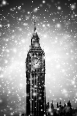 Fototapeta na wymiar Big Ben mit Schneeflocken