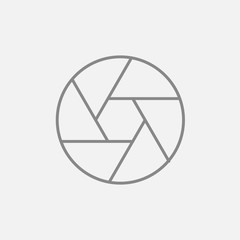 Camera shutter line icon.