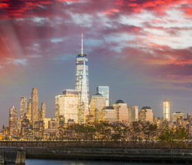 Fototapeta na wymiar Stunning Lower Manhattan night skyline from Jersey City