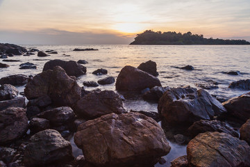 Fototapeta na wymiar Beautiful sea beach at sunset