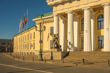 Obraz premium The building of the Mining University, 1811 in St. Petersburg