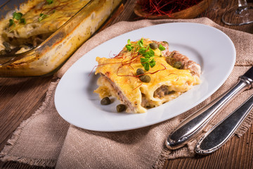 Cannelloni with mince filling and capers