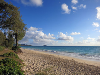 Waimanalo Beach looking towards Mokulua islands