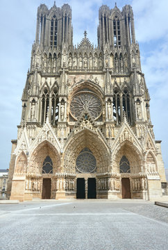 Facade of the cathedral of Notre-Dame de Reims, France.