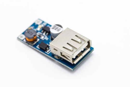 macro photo of electronic circuit