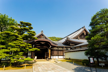 Fototapeta na wymiar Chion-In Temple Side Entrance Path Kyoto H