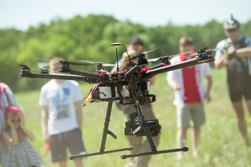 drone copter flight - obrazy, fototapety, plakaty