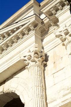 The triumphal arch in Rome.