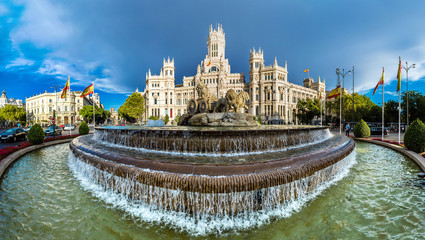 Cibeles fountain in Madrid - obrazy, fototapety, plakaty