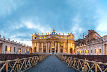 Fototapeta na wymiar Basilica of Saint Peter in Vatican