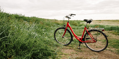 Rotes Fahrrad
