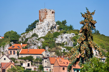 Obraz premium Kozi hradek (Goat) castle in Mikulov, South Moravia Czech republic. Famous historical wine town.