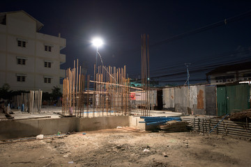 Fototapeta na wymiar Construction site at night