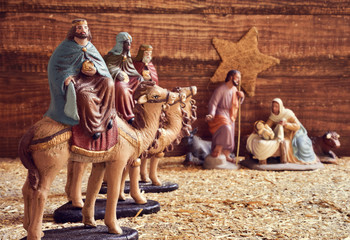the three kings and the holy family