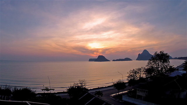 Sunrise in Prachuap Khiri Khan/Prachuap Khiri Khan, southern Thailand