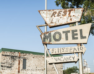 Un autre signe de motel abandonné, Oklahoma sur la Route 66