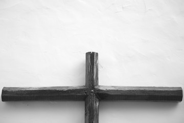 wooden cross 