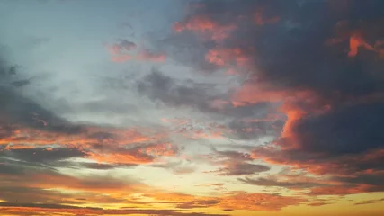Abwaschbare Fototapete Himmel Beautiful sunrise as a background