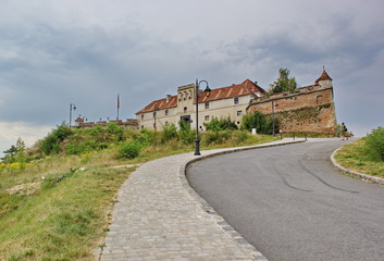 Fototapeta na wymiar road to the old fortress in Brasov, Romania