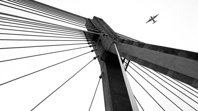 Fototapeta bridge and plane