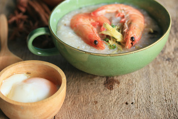 rice porridge with shrimp