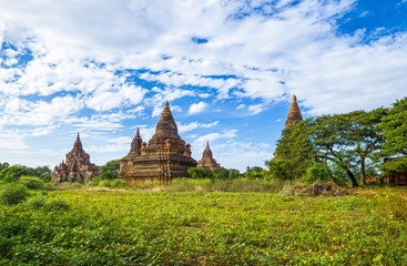 Myanmar, Bagan, the plain with thousand of 880-year old temple ruins.