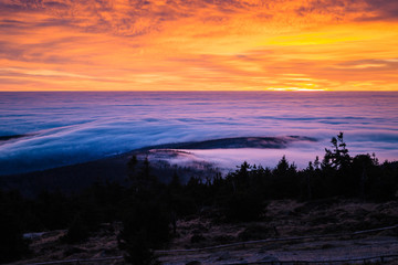 Sonnenaufgang Brocken zur Inversionswetterlage