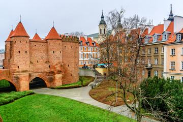 Fototapeta na wymiar Barbican fortress in the historic center of Warsaw. Poland.