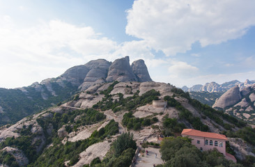 Fototapeta na wymiar Монастырь и горы Монсеррат. Каталония, Испания. 