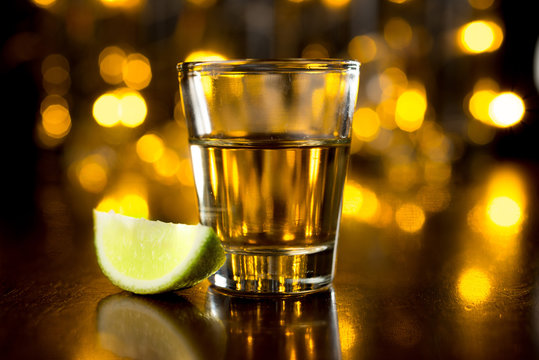 6 最適な テキーラショット 画像 ストック写真 ベクター Adobe Stock