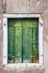 Green window peeling by salt