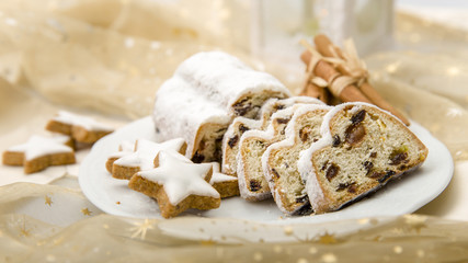 Weihnachtsstollen