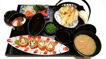 Japanese rice set with California roll and tempura